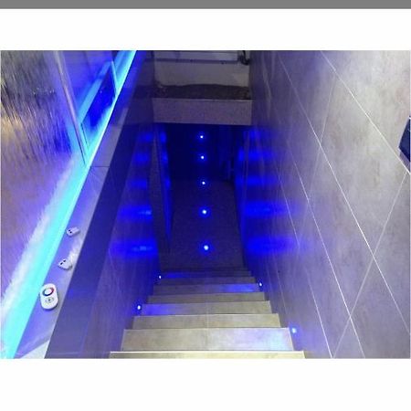 Logement Haut De Gamme Jacuzzi Sauna Κλερμόν Φεράν Εξωτερικό φωτογραφία